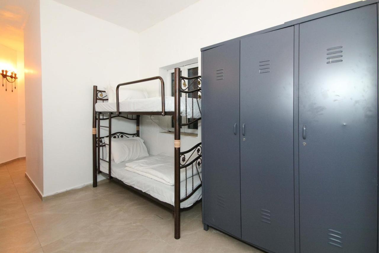 Private Hostel - Best location - Jerusalem Exterior foto
